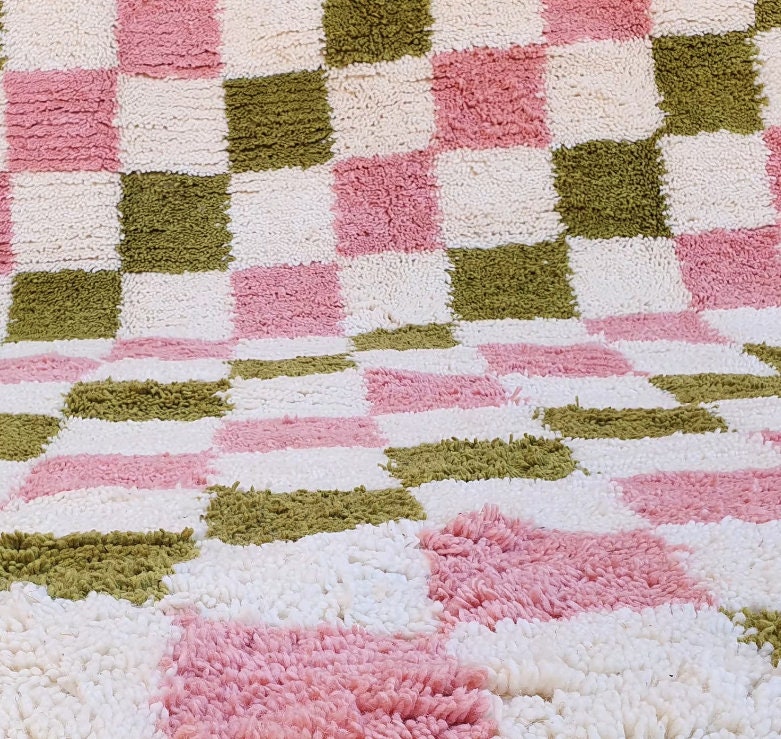 Beni Ourain,Artistic Rug,Geometric Rug,Moroccan Rug,Soft Wool Rug,Custom Rug,Green and Pink,Green Checkered,Fluffy Thick Rug,Genuine Beni Ourain,Checkered Colour Rug,Kids Checkered Rug,Anniversary Gifts,Christmas Gifts,Housewarming Gifts