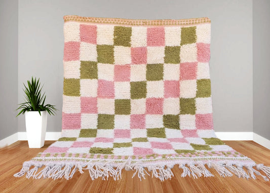 Beni Ourain,Artistic Rug,Geometric Rug,Moroccan Rug,Soft Wool Rug,Custom Rug,Green and Pink,Green Checkered,Fluffy Thick Rug,Genuine Beni Ourain,Checkered Colour Rug,Kids Checkered Rug,Anniversary Gifts,Christmas Gifts,Housewarming Gifts